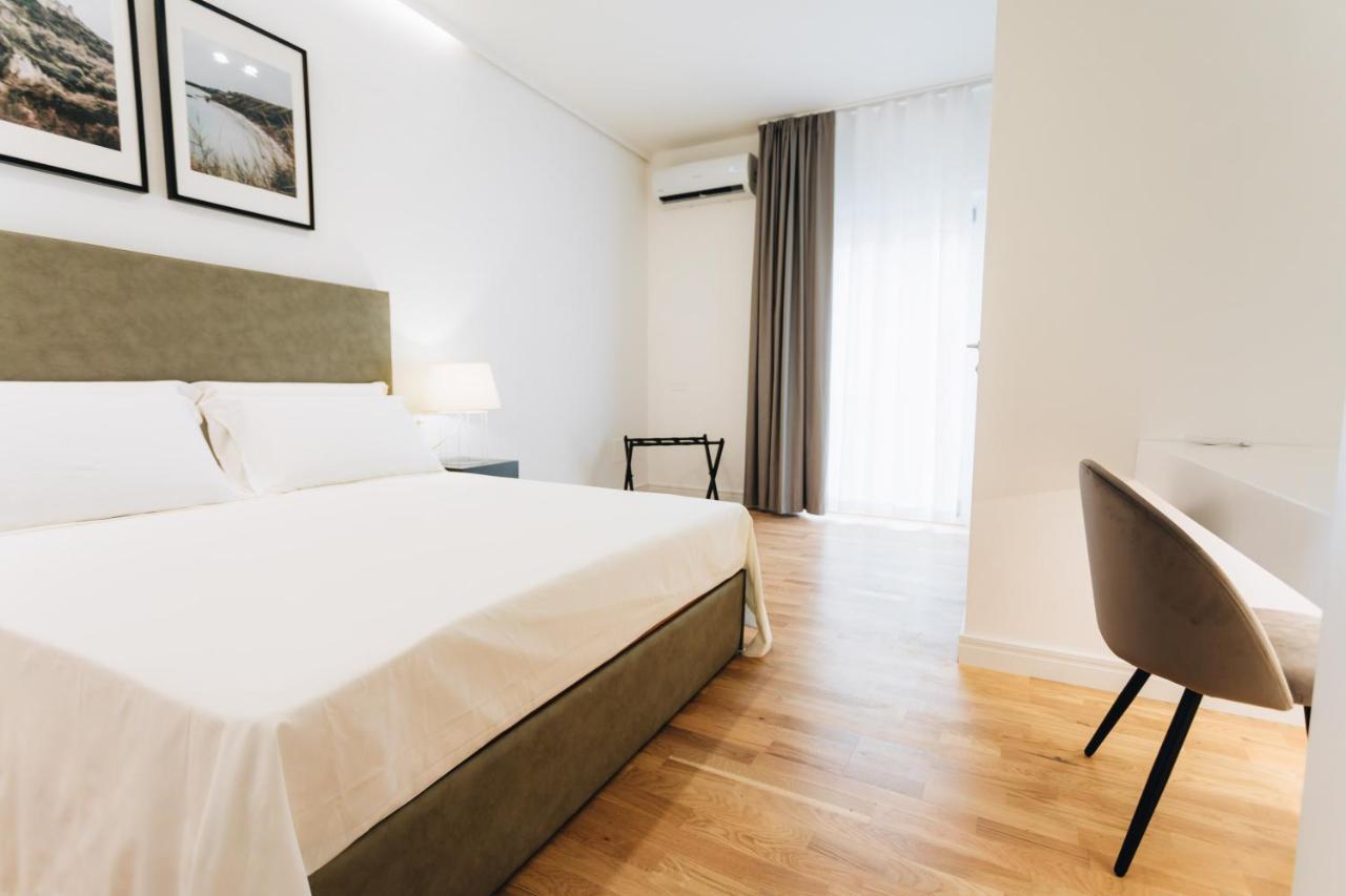 Centoquindici Rooms & Suite Montesilvano Marina Εξωτερικό φωτογραφία