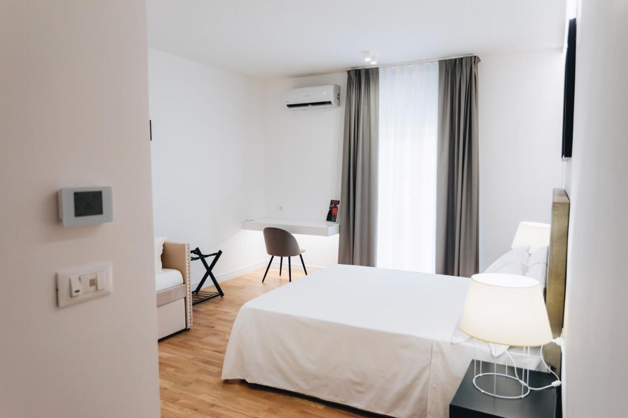 Centoquindici Rooms & Suite Montesilvano Marina Εξωτερικό φωτογραφία