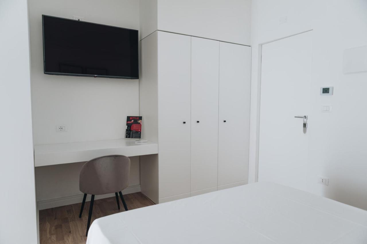 Centoquindici Rooms & Suite Montesilvano Marina Εξωτερικό φωτογραφία