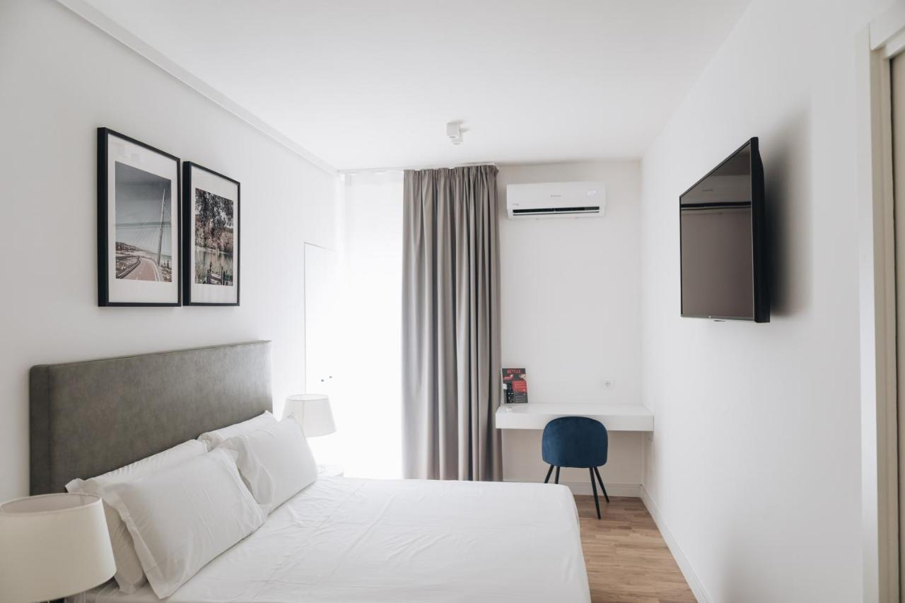 Centoquindici Rooms & Suite Montesilvano Marina Εξωτερικό φωτογραφία